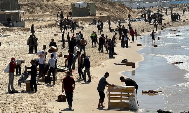 12 Warga Gaza Tewas Tenggelam Saat Ambil Bantuan Kemanusiaan Di Pantai